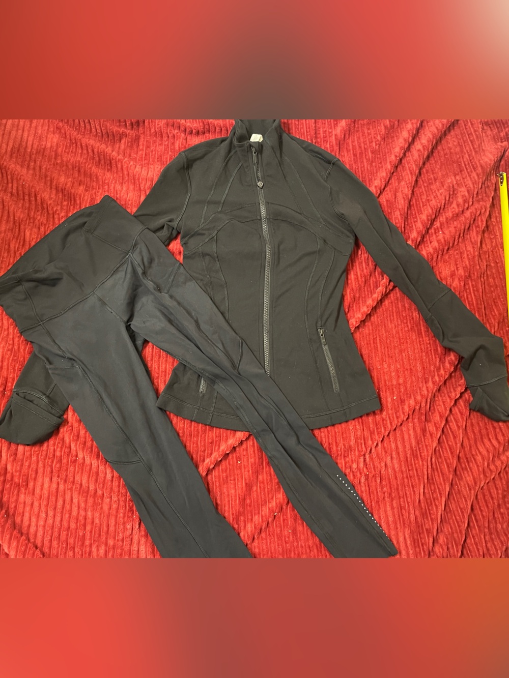 Lululemon Women's Black Active Zip-Up Jacket - Lightweight Performance